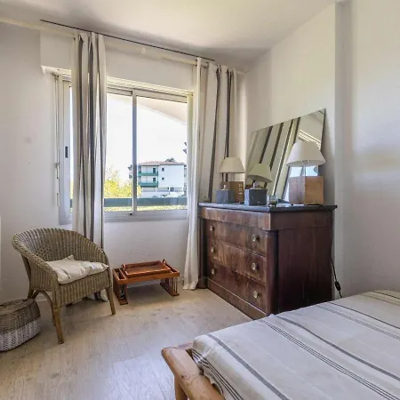 Ciboure, 2 Pièces, 4 Personnes - Fr-1-4-428 *